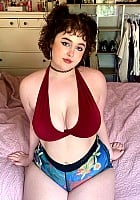 Mila Bloom